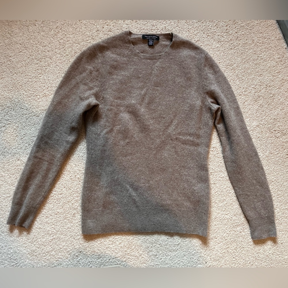 Saks fifth Avenue cashmere light brown sweater